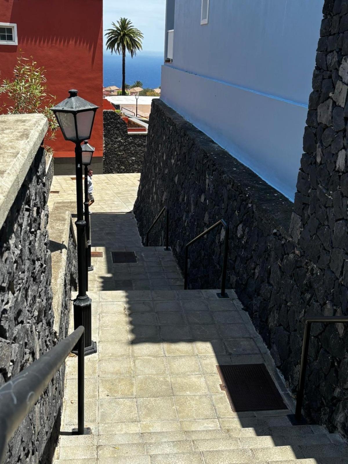 Apartamento Hans San Antonio  Екстер'єр фото