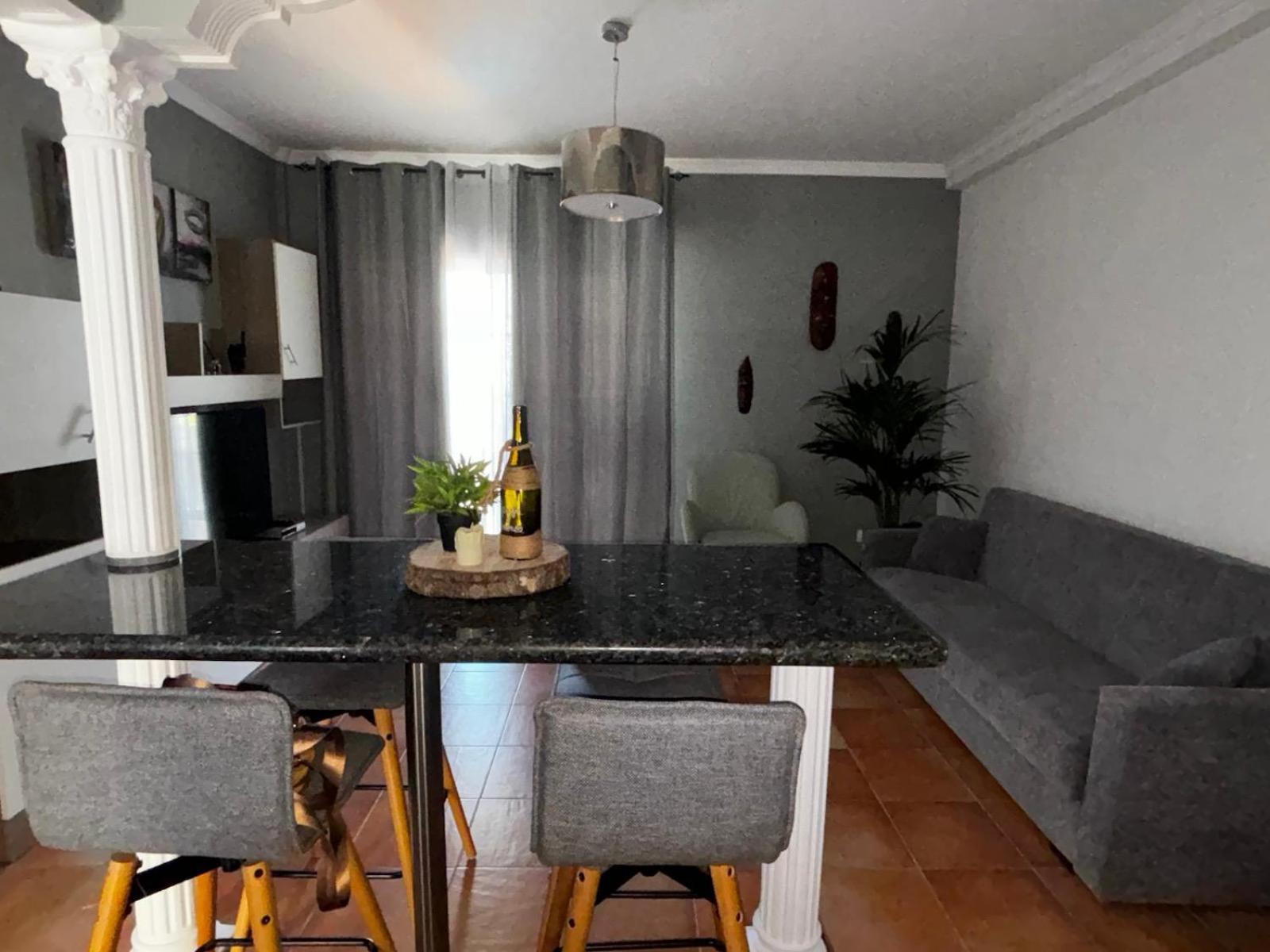 Apartamento Hans San Antonio  Екстер'єр фото