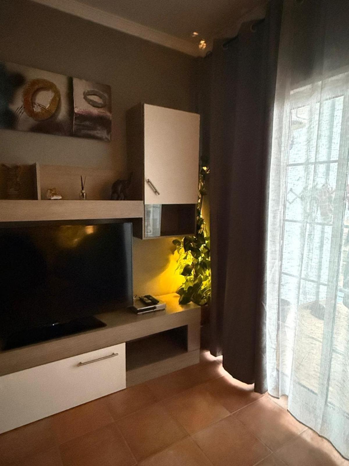 Apartamento Hans San Antonio  Екстер'єр фото